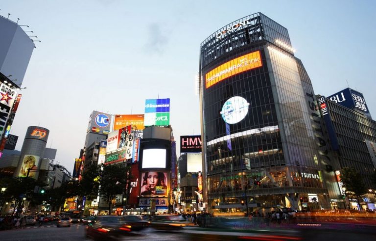 推动东京市内房价变化的原因