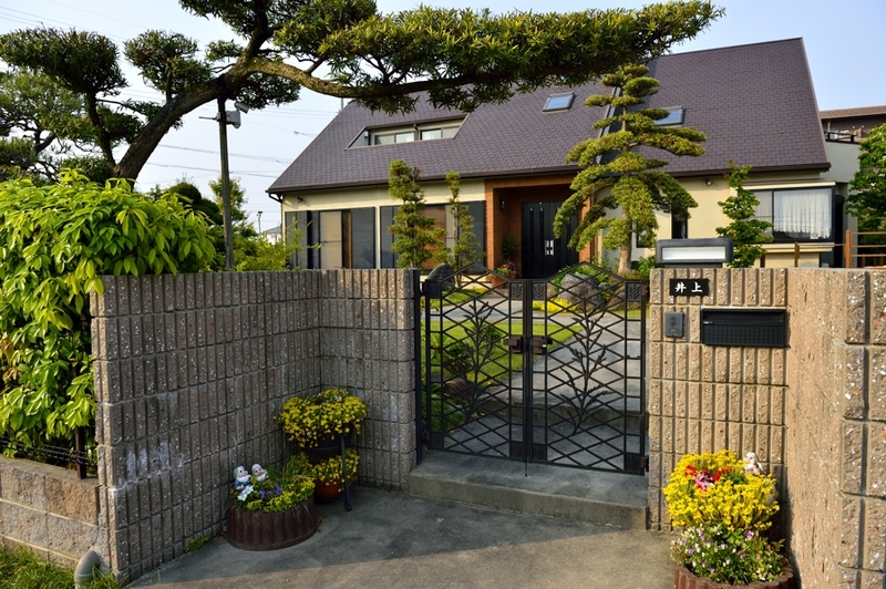 为什么日本农村人好像很有钱，房子都像别墅